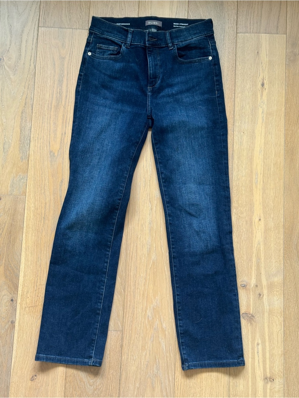 DL1961 Women's Mara Dark Blue Straight-Leg Jeans